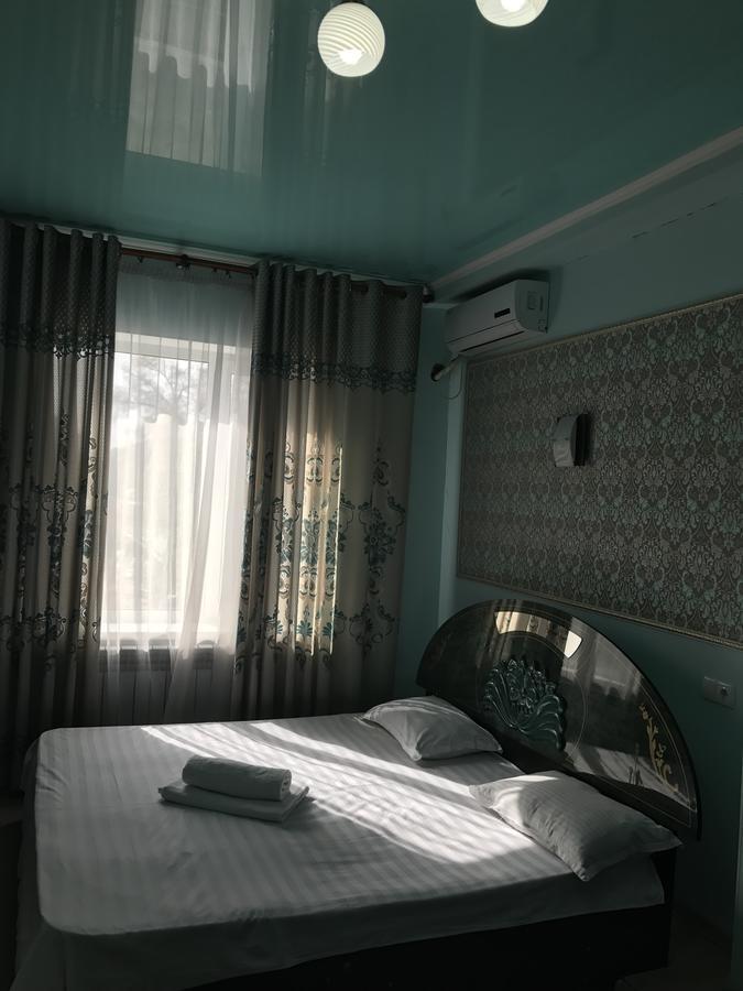 Hotel Prestizh タラズ エクステリア 写真